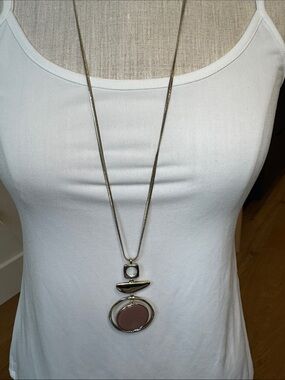 White House Black Market Goldtone and mauve long necklace